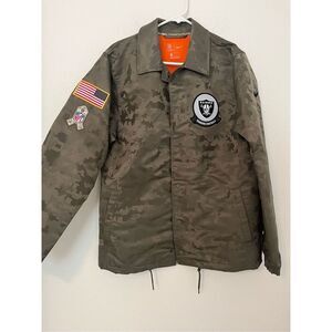 Nike Men's Las Vegas Raiders  Camo Salute to Service Sideline Full-Snap Lightwei